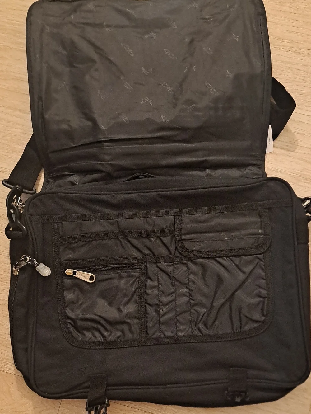 California Park Black Messenger Bag for Men.